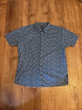 Patagonia Mens XL Back Step Lightweight Button Down Shirt Blue Short Sleeve Hemp